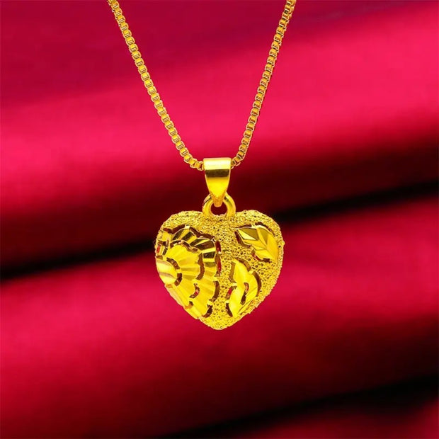 Dainty Nature Pendant