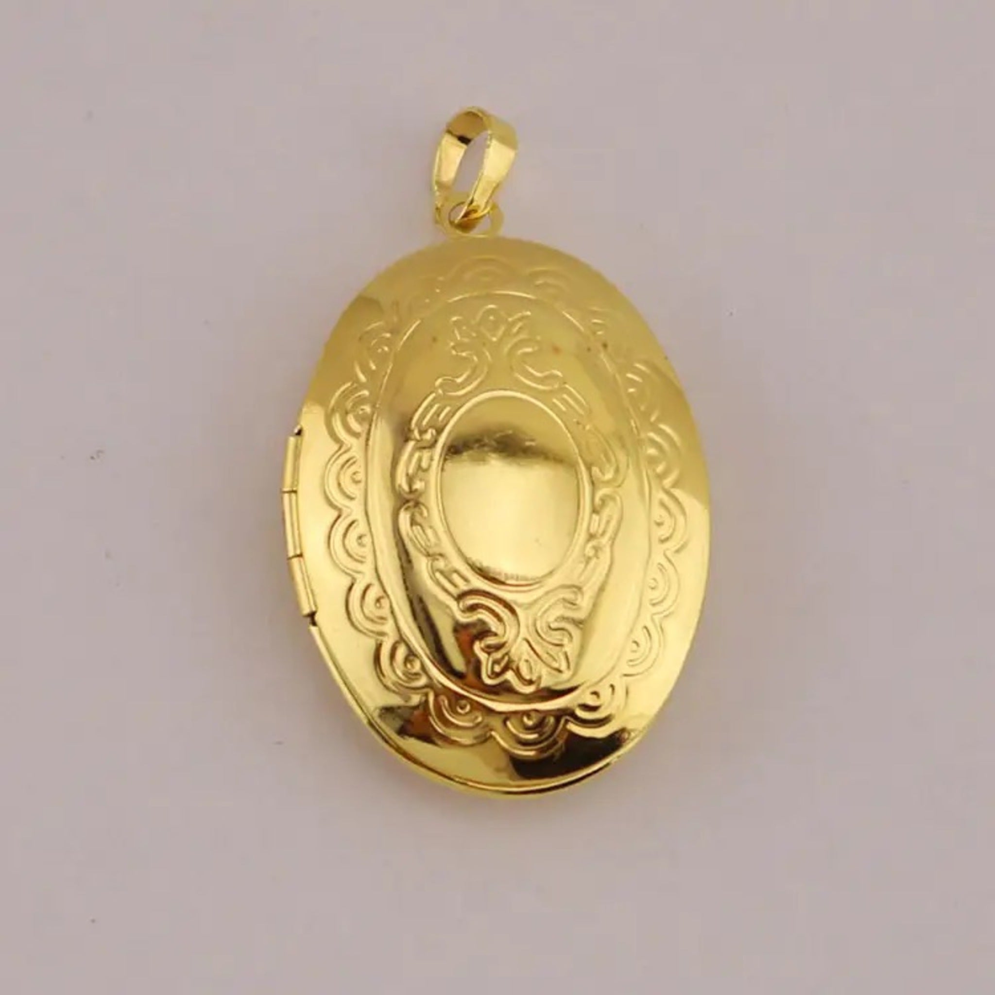 Vintage Border Locket