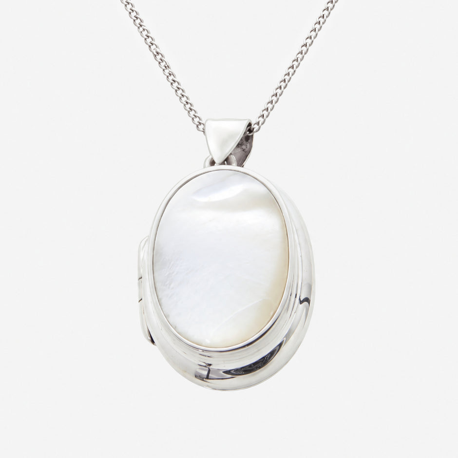 Traditional Mother of Pearl 22mm Sterling Silver Oval Locket